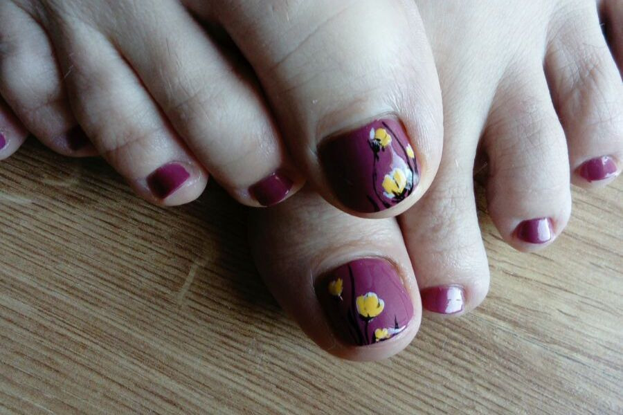 pedikura nail art cvijece